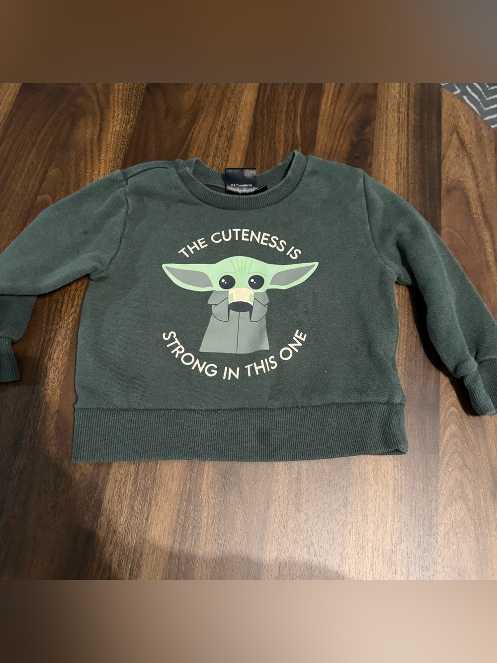✨2/$6✨Baby boy Star Wars baby yoda sweatshirt